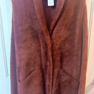 Buckle Black Women's Cozy Faux Fur Jacket in Rust